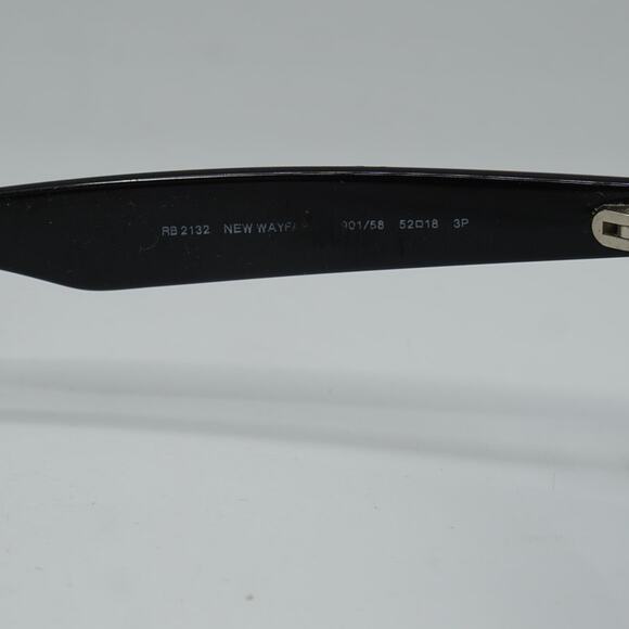 Ray-Ban New Wayfarer Classic Polarized Sunglasses Black RB2132 901/58 - Picture 6 of 7